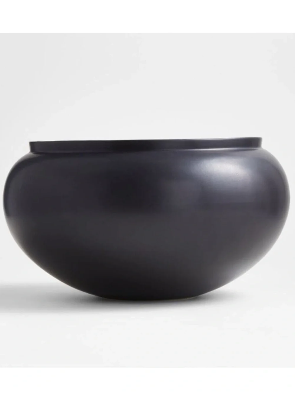 CRATE&BARREL NWT Jimena black ceramic centerpiece bowl